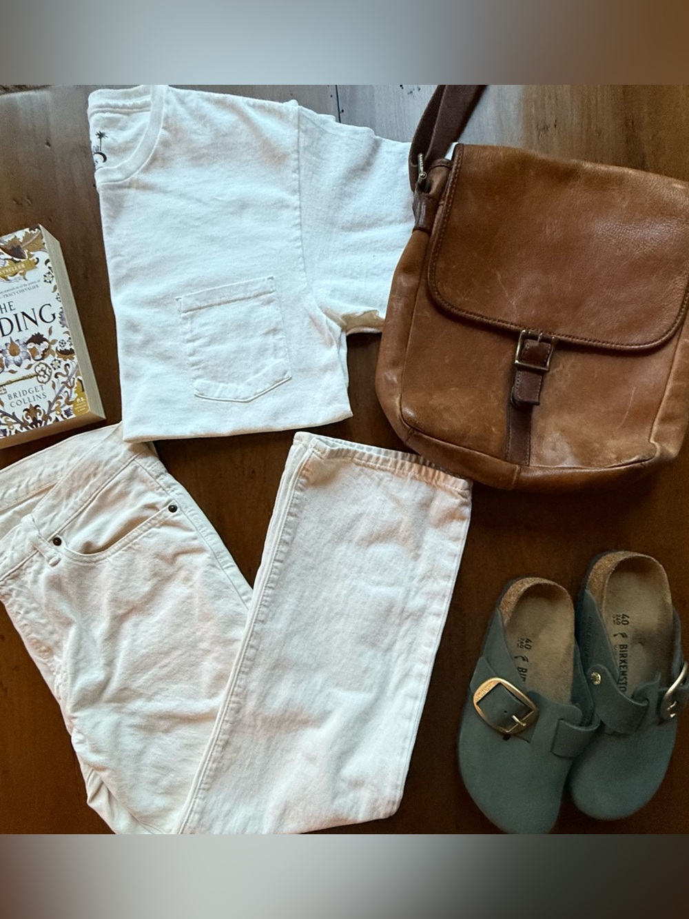 GAP Straight Denim Jeans in Cream